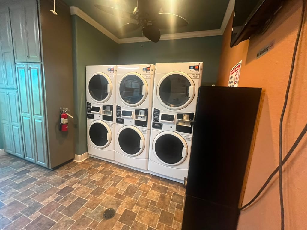Laundry facilities at Gulf Coast 5 Star RV Resort